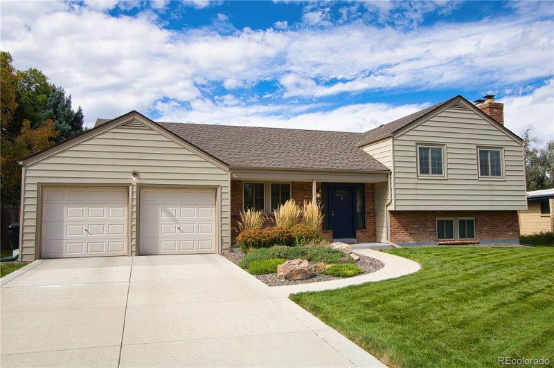 3353 S Dallas Ct, Denver, CO 80231