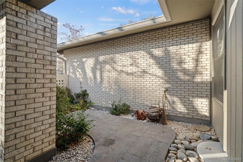 2136 S Nelson St, Lakewood, CO 80227