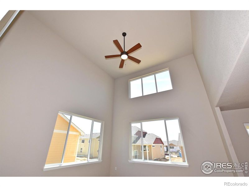 4284 Scenic Ln, Johnstown, CO 80534