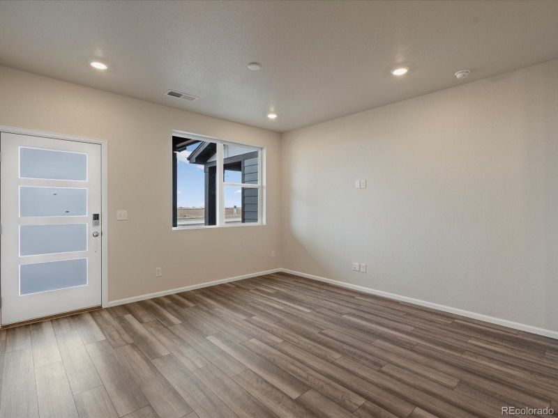 6380 N Lisbon St, Aurora, CO 80019