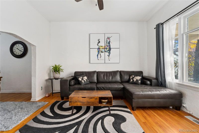 2318 N Ogden St, Denver, CO 80205