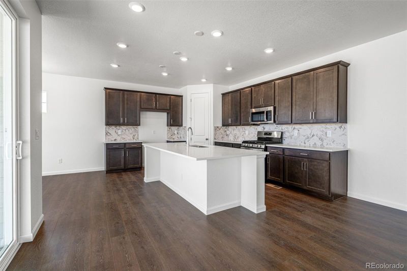 39645 Gwinett Cir, Elizabeth, CO 80107