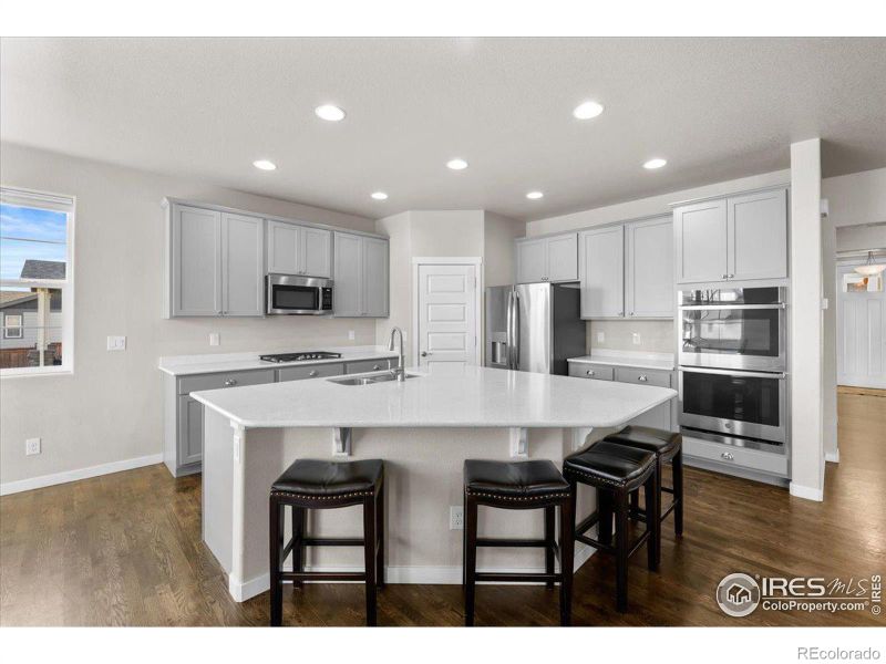 1522 Heirloom Dr, Windsor, CO 80550