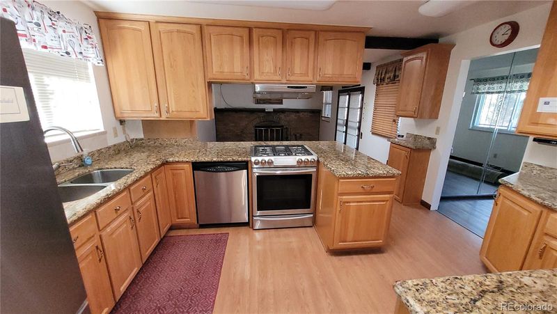 1478 S Lansing St, Aurora, CO 80012
