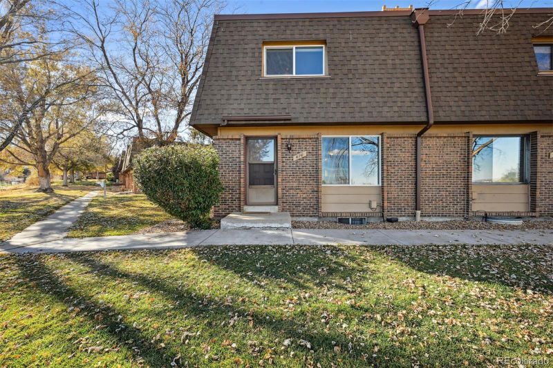 470 Gladiola St, Golden, CO 80401