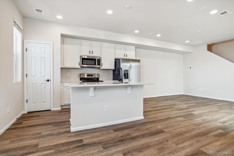 9199 Snake River St, Littleton, CO 80125