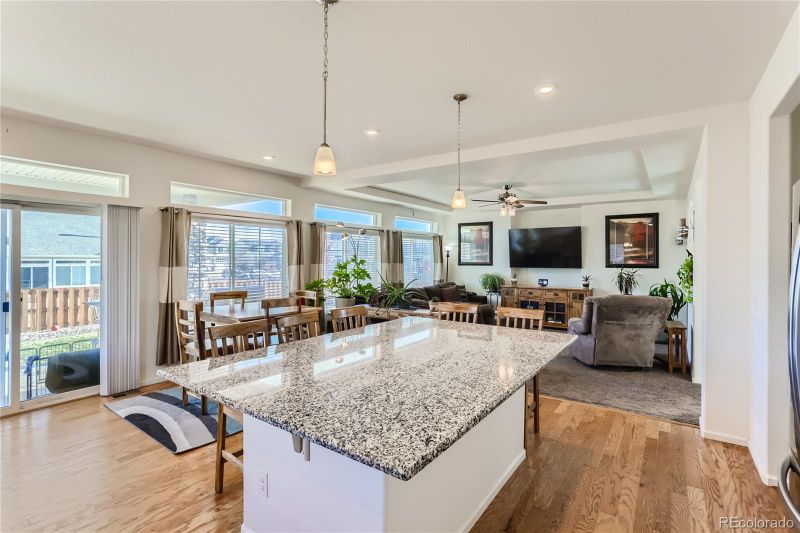 62 N Newcastle Ct, Aurora, CO 80018