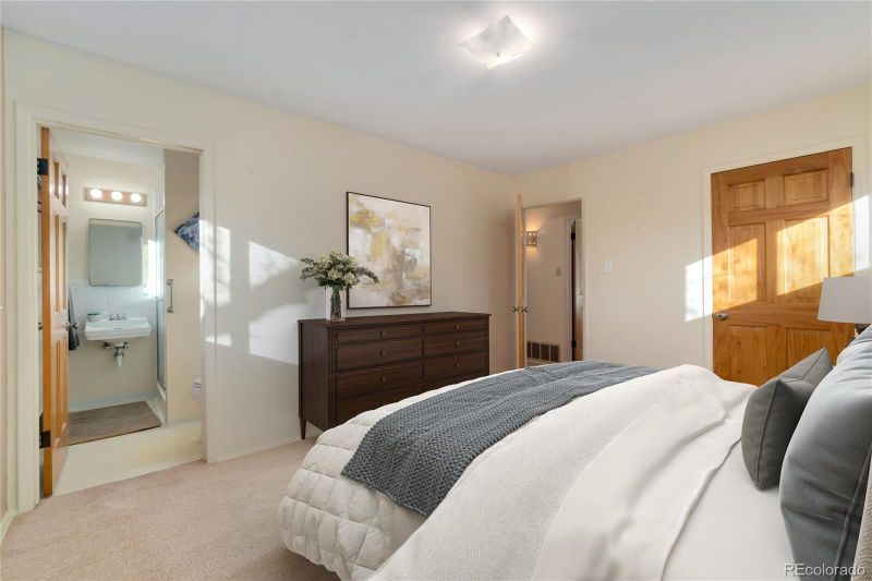 6783 Moore St, Arvada, CO 80004