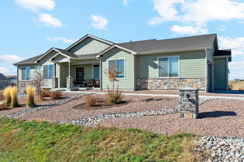 42061 N Pinehurst Cir, Elizabeth, CO 80107