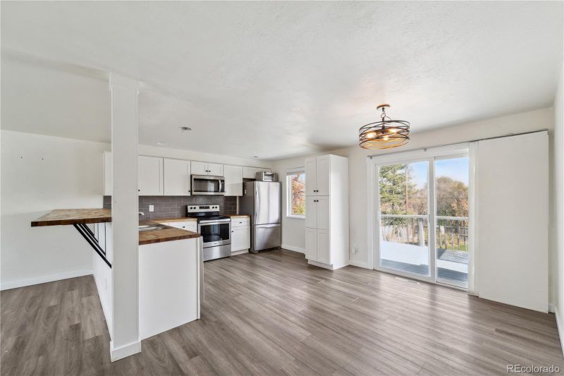 7026 S Cherry Dr, Centennial, CO 80122