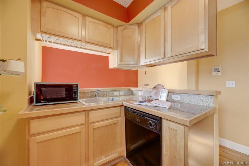 1629 Clarkson St #33, Denver, CO 80218