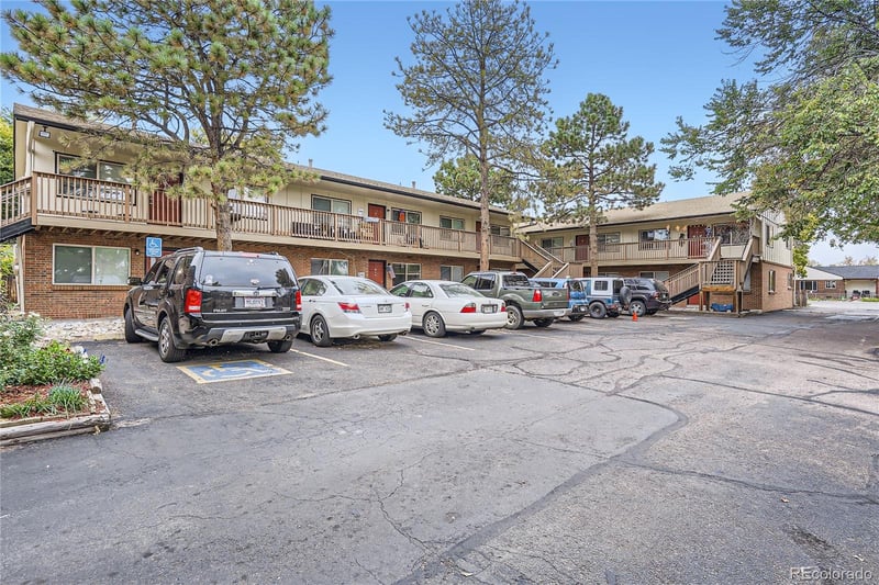 8440 W 52nd Ave, Arvada, CO 80002