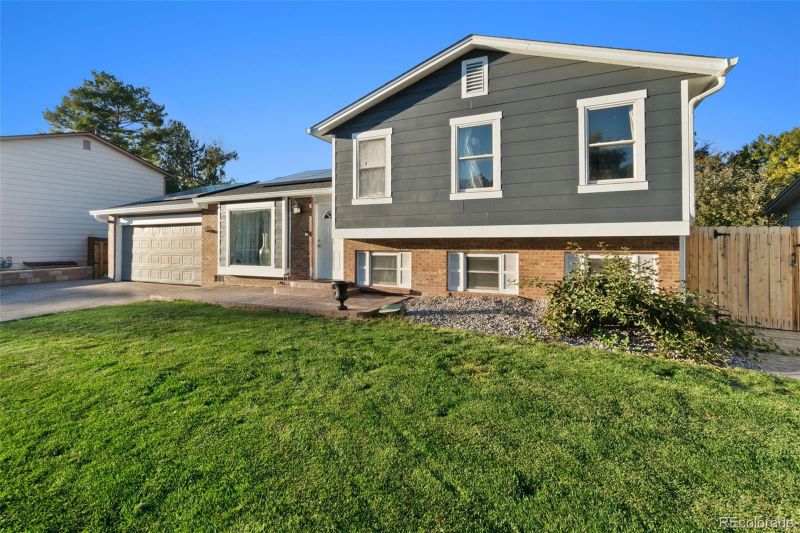 4395 E 93rd Dr, Thornton, CO 80229