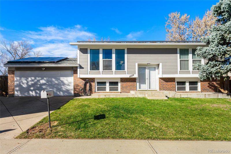 13001 E 47th Avenue Cir, Denver, CO 80239