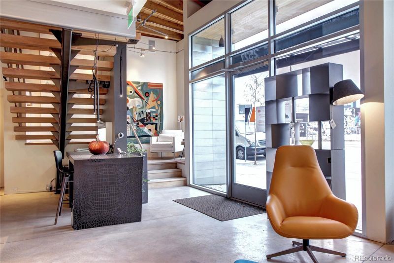 2527 Larimer St, Denver, CO 80205