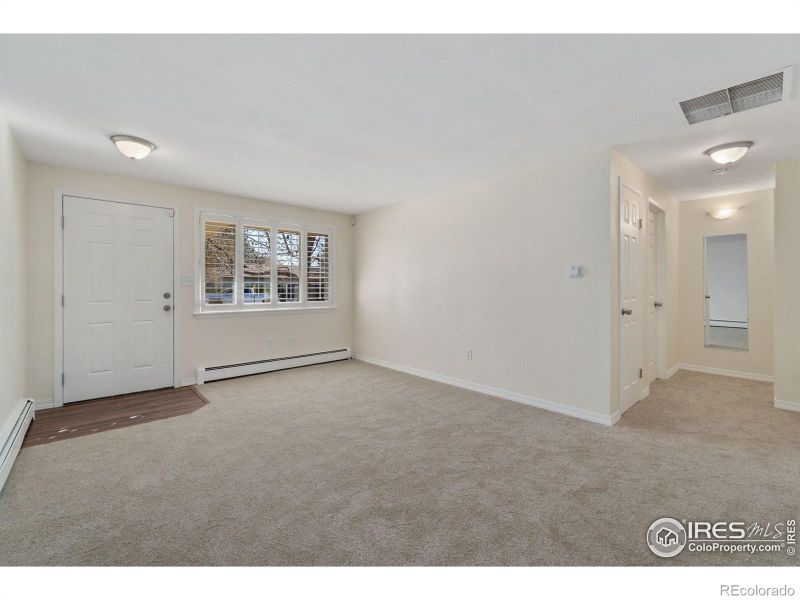 2333 Meadow St, Longmont, CO 80501