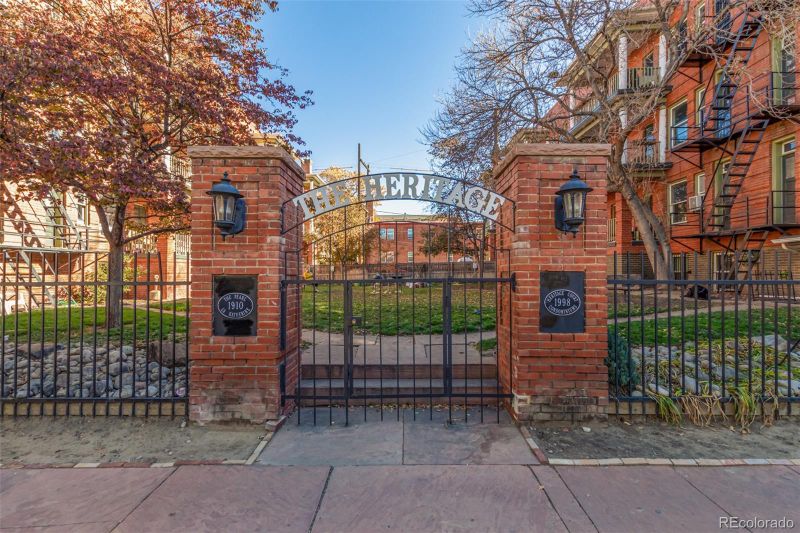 1376 Pearl St #B2, Denver, CO 80203