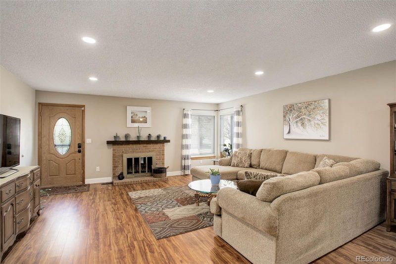 4090 S Nucla Way, Aurora, CO 80013