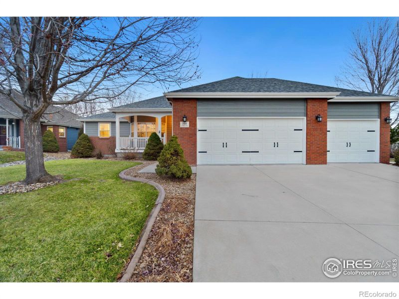 208 Cobble Dr, Windsor, CO 80550