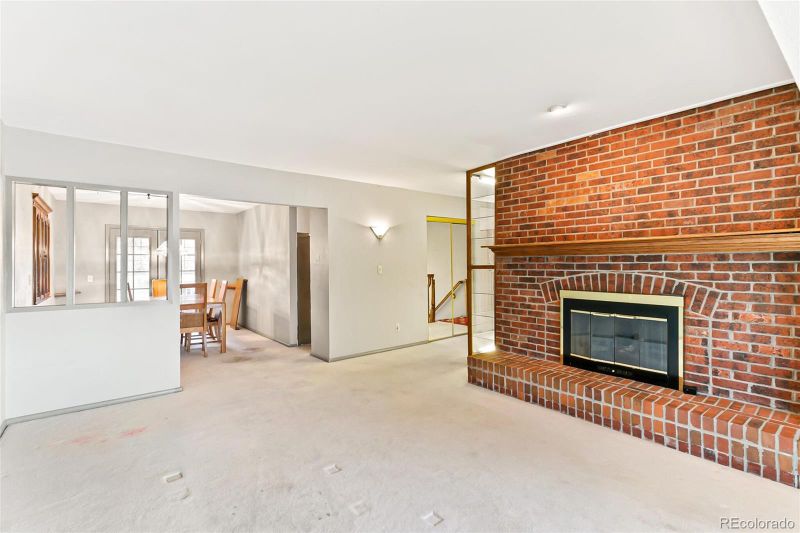 7624 E Colgate Pl, Denver, CO 80231