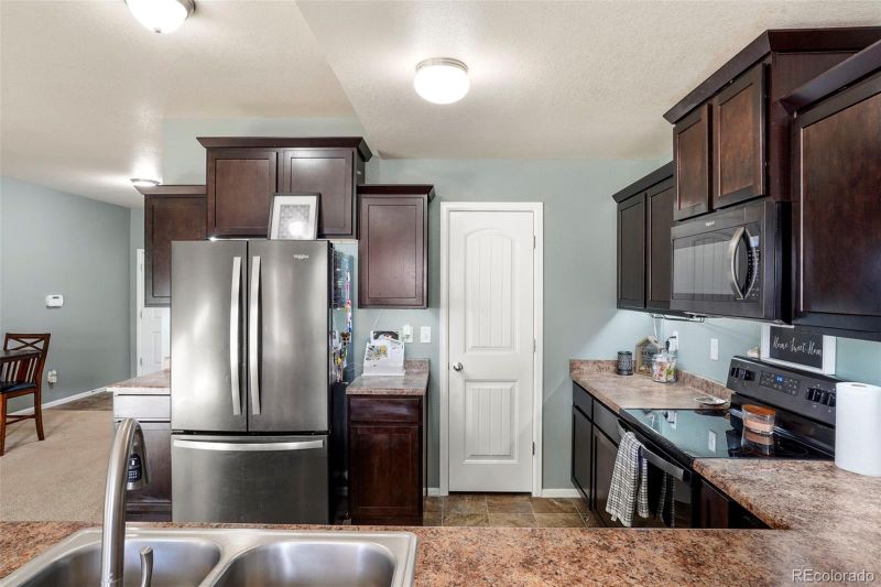 2319 Washo Cir, Colorado Springs, CO 80915