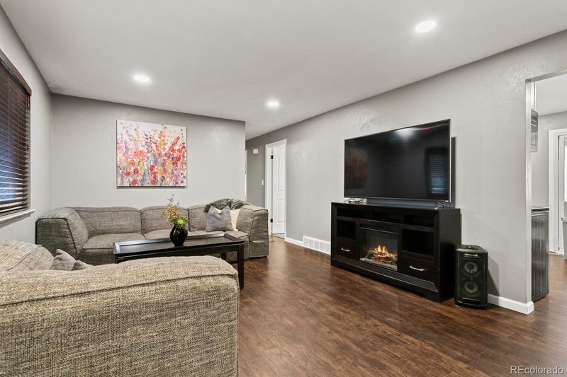6242 W Alder Ave, Littleton, CO 80128