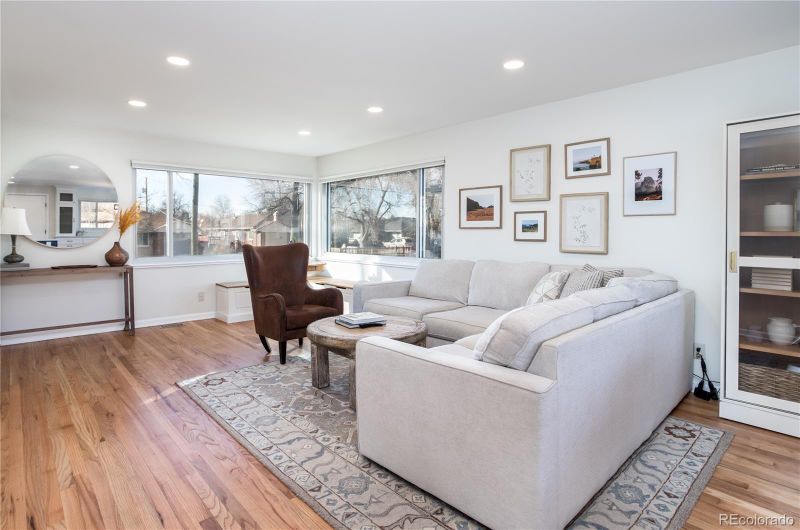 2340 Lima St, Aurora, CO 80010