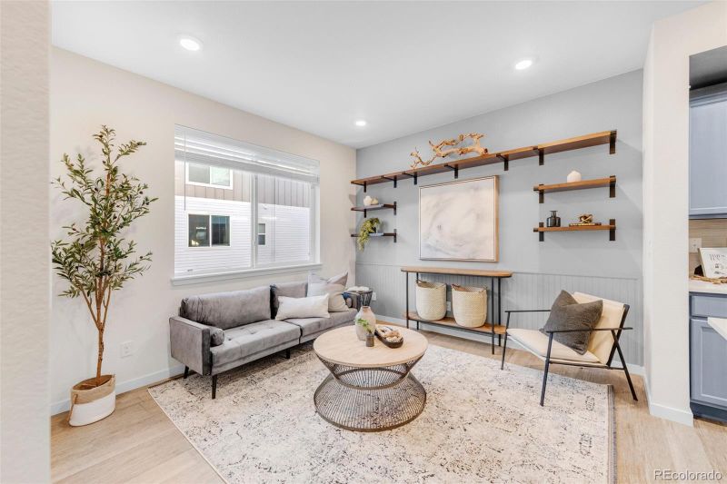 2861 S Fox Ct, Englewood, CO 80110