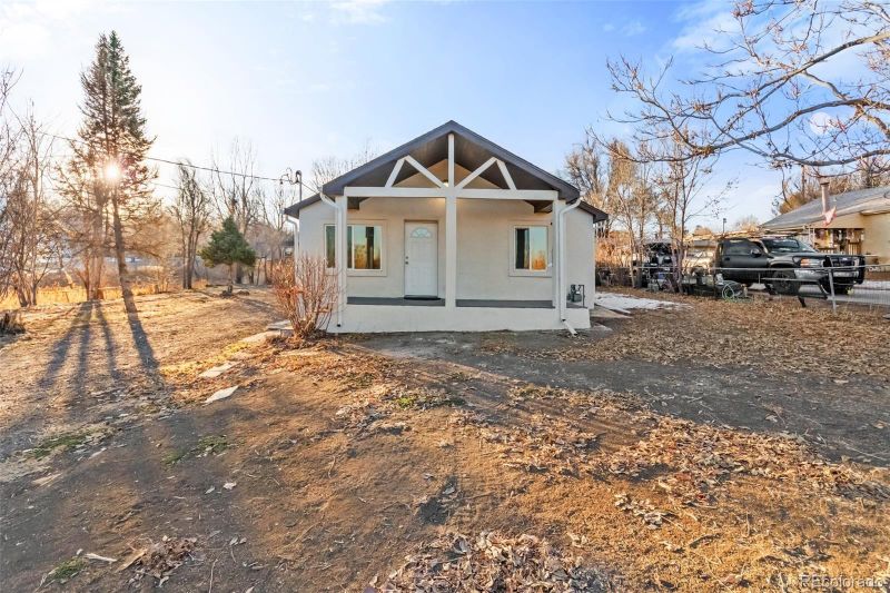 3075 S Bryant St, Denver, CO 80236