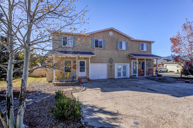 360 4th St #A & B, Monument, CO 80132