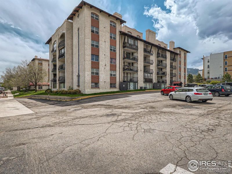 805 29th St #455, Boulder, CO 80303