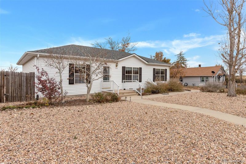 350 S Main St, Keenesburg, CO 80643