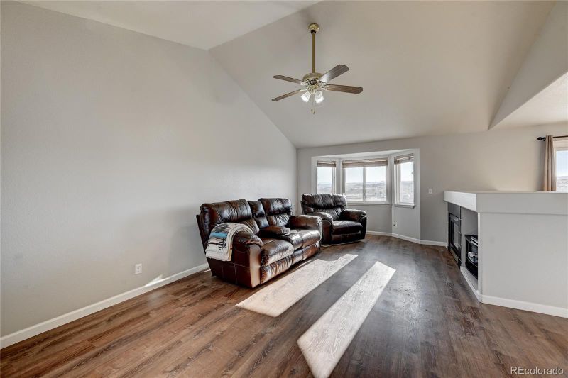 561 Branding Iron Ln, Castle Rock, CO 80104