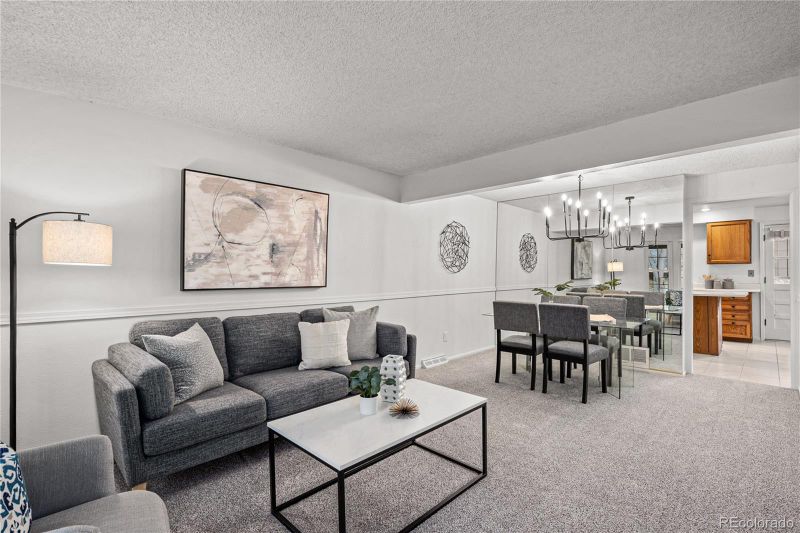 7542 S Cove Cir, Centennial, CO 80122