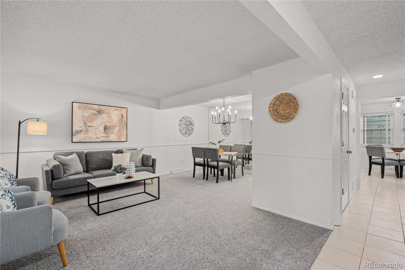 7542 S Cove Cir, Centennial, CO 80122