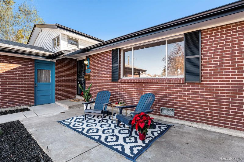 12690 E 2nd Ave, Aurora, CO 80011