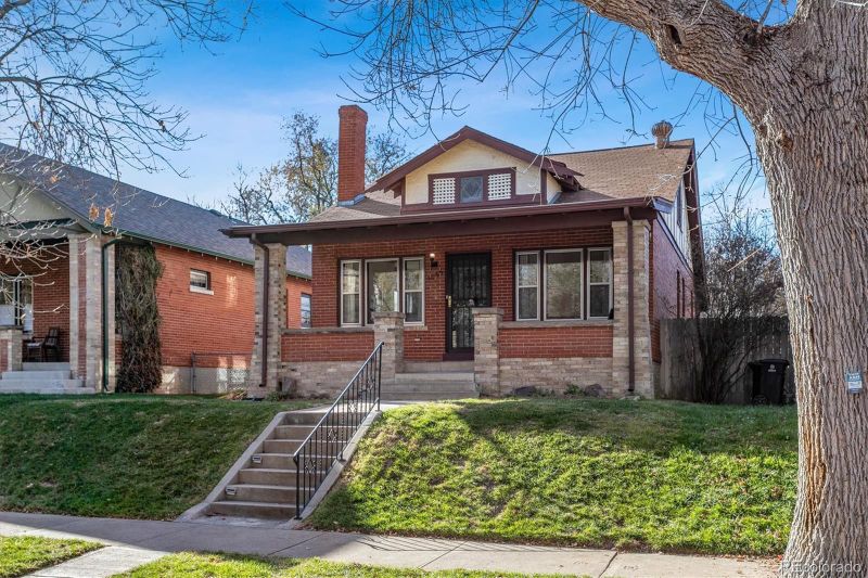 1055 Saint Paul St, Denver, CO 80206
