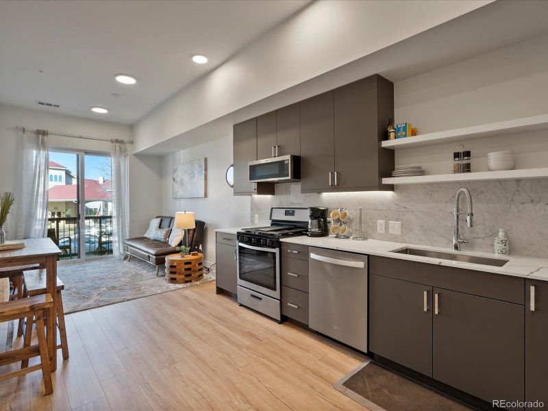 2876 W 53rd Ave #104, Denver, CO 80221