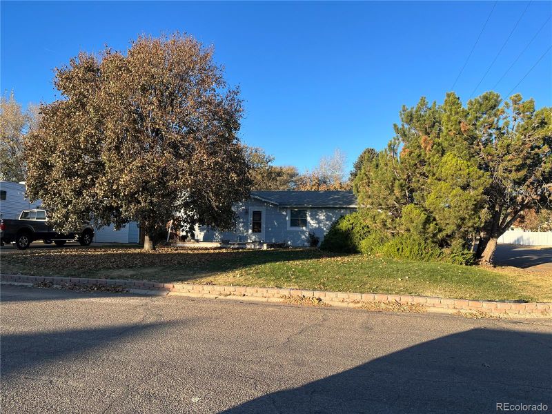 999 N 14th St, Burlington, CO 80807