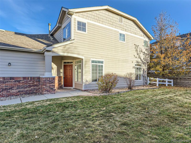 20424 E Quincy Pl, Centennial, CO 80015
