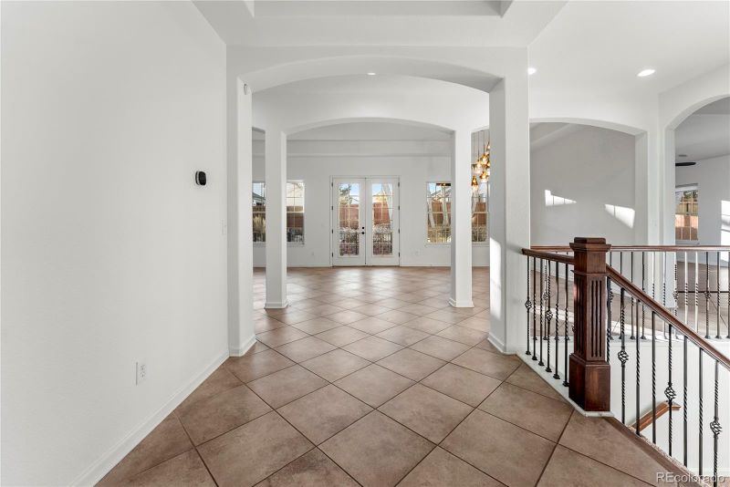 8355 S Estes St, Littleton, CO 80128