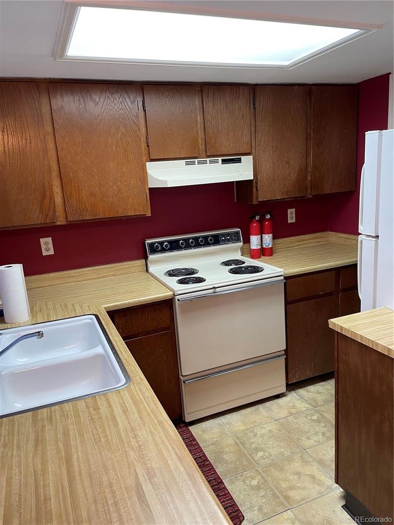 7978 Chase Cir #F, Arvada, CO 80003