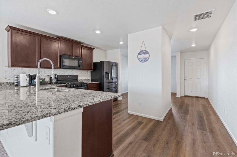 47364 Lilac Ave, Bennett, CO 80102