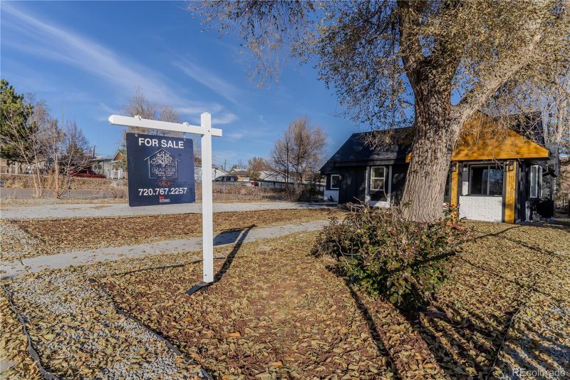 7636 Meade St, Westminster, CO 80030