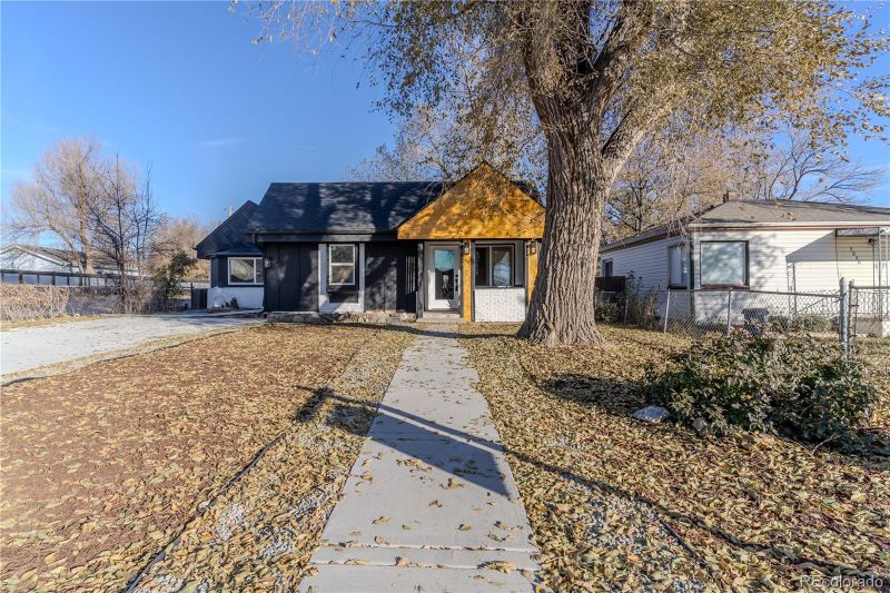 7636 Meade St, Westminster, CO 80030