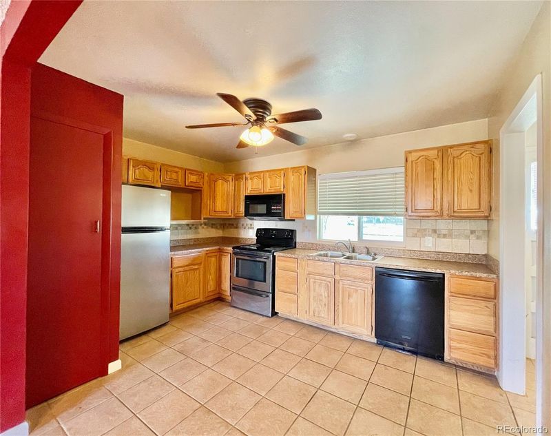 377 Bannock St, Sterling, CO 80751