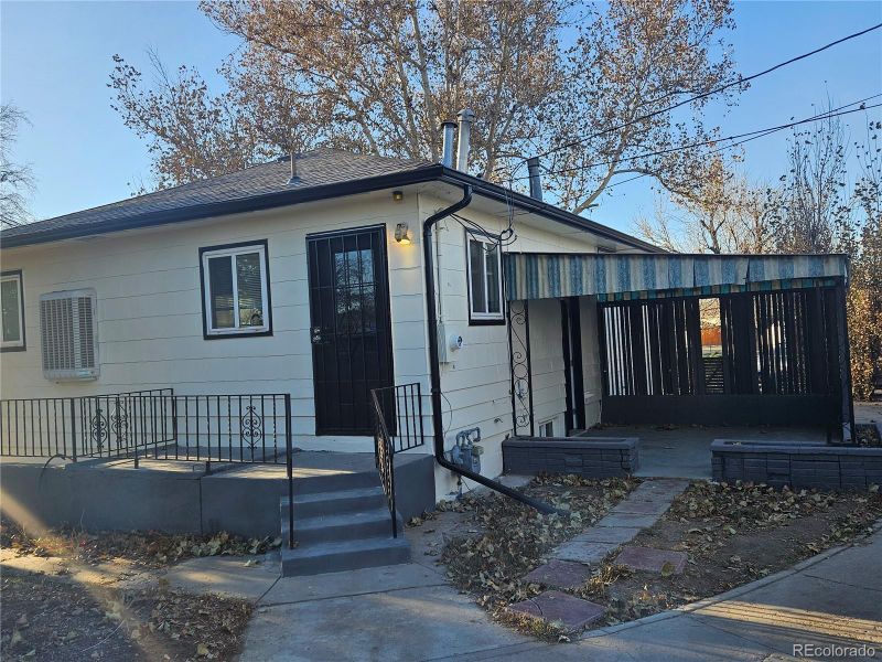6966 Garden Ct, Commerce City, CO 80022