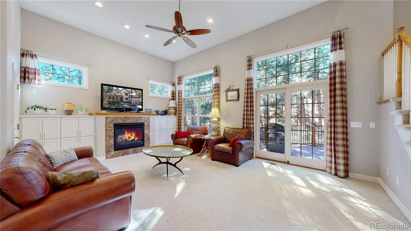 4360 Red Rock Dr, Larkspur, CO 80118