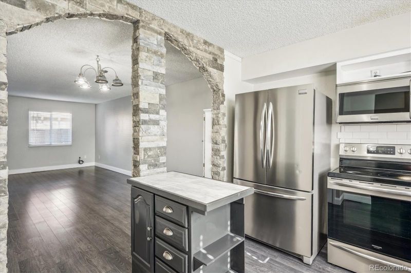 7755 E Quincy Ave #T9, Denver, CO 80237