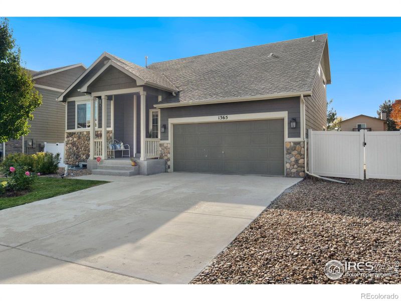1365 Murrlet St, Berthoud, CO 80513